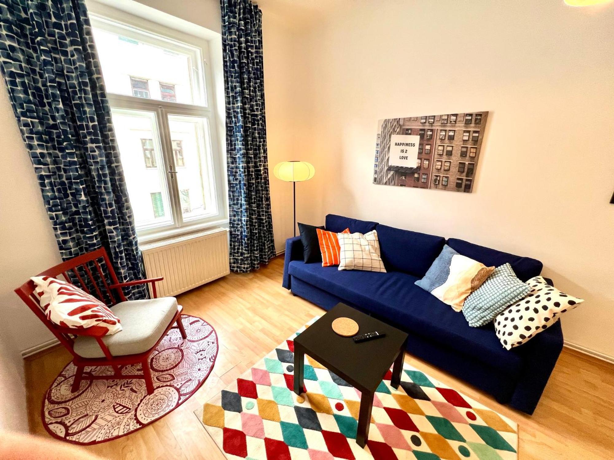 Cozy City Retreat - By Nahuen Suites Graz Kültér fotó